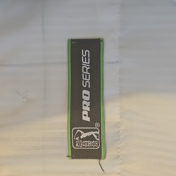 PGA Tour Pro Series Men's Plaid Golf Shorts Size 48 - Picture 8 of 9